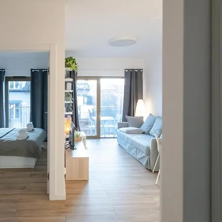 Balloon View Apartment *