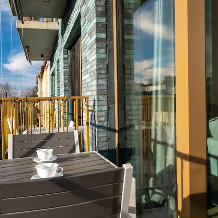 アパート Balloon View *